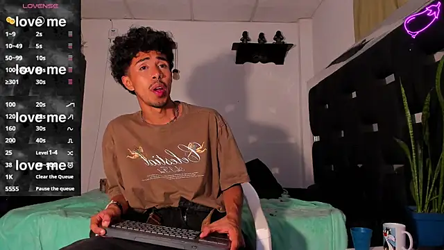 Snapshot of RyanRizzo chatting on 21, 3, 2025 RyanRizzo online show from 21, 3, 2025