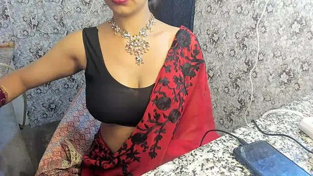 aarjulove online show from 25, 2, 2025