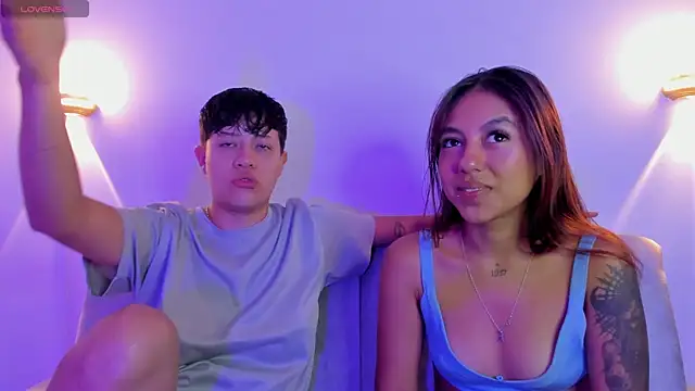 violet casper  online show from 20, 10, 2025