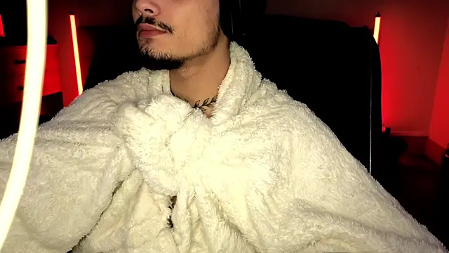 Snapshot of JordanShow chatting on 19, 10, 2025 JordanShow online show from 19, 10, 2025