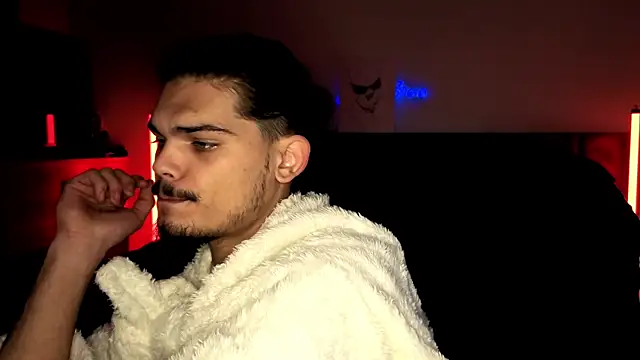 Snapshot of JordanShow chatting on 20, 10, 2025 JordanShow online show from 20, 10, 2025