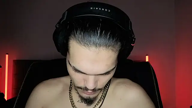 Snapshot of JordanShow chatting on 23, 10, 2025 JordanShow online show from 23, 10, 2025