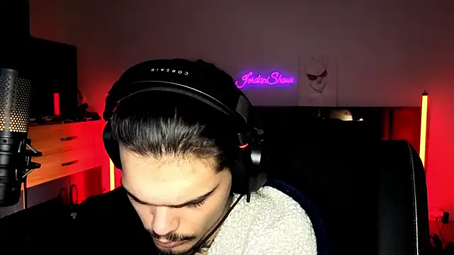 Snapshot of JordanShow chatting on 28, 10, 2025 JordanShow online show from 28, 10, 2025