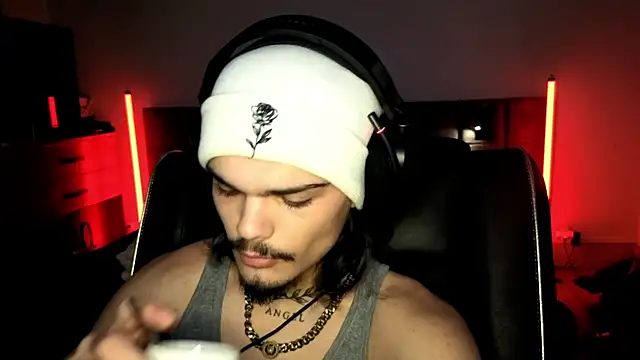 Snapshot of JordanShow chatting on 10, 11, 2025 JordanShow online show from 10, 11, 2025