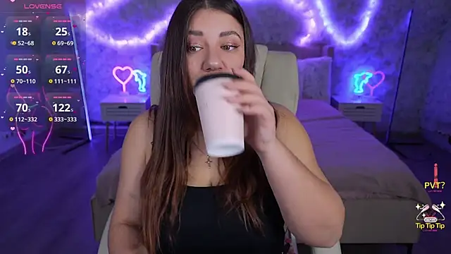 JulietDream online show from 10, 3, 2025