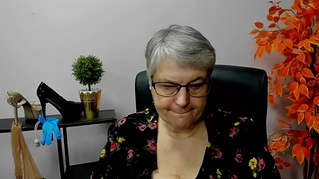 IrisDream online show from 9, 1, 2025