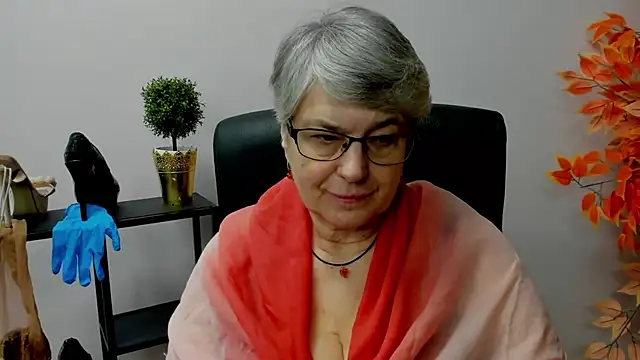 IrisDream online show from 10, 2, 2025