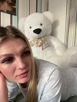 Snapshot of Liya_my chatting on 17, 12, 2025 Liya my online show from 17, 12, 2025