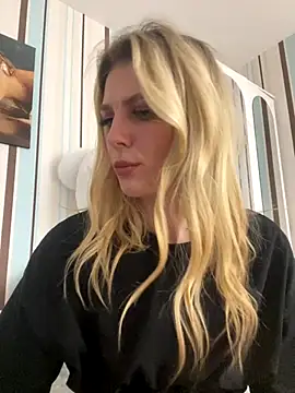 Snapshot of Liya_my chatting on 18, 12, 2025 Liya my online show from 18, 12, 2025