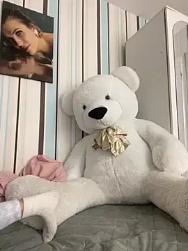 Snapshot of Liya_my chatting on 19, 12, 2025 Liya my online show from 19, 12, 2025