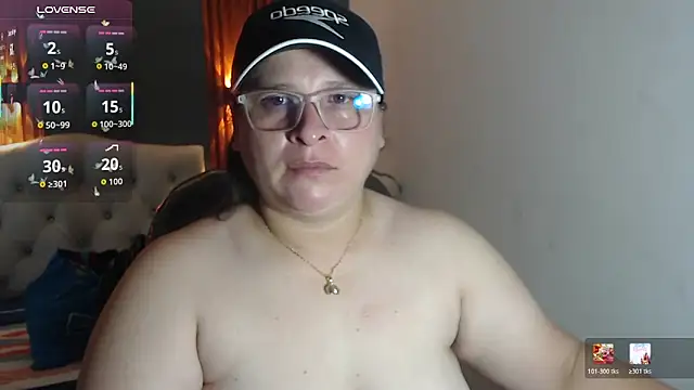 Snapshot of katty_femdom chatting on 12, 6, 2026 katty femdom online show from 12, 6, 2026