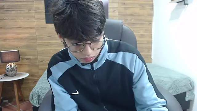 jhoellx online show from 21, 1, 2025