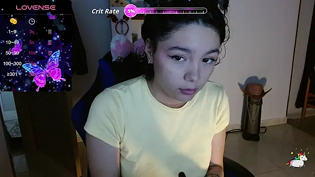 TRIXIE TANG28 online show from 2, 2, 2026