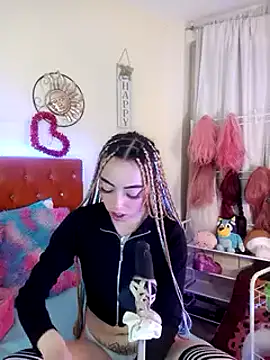 Snapshot of Yennastone chatting on 27, 12, 2024 Yennastone online show from 27, 12, 2024