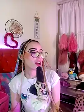 Snapshot of Yennastone chatting on 28, 12, 2024 Yennastone online show from 28, 12, 2024