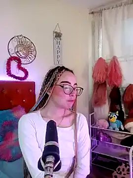 Snapshot of Yennastone chatting on 4, 1, 2025 Yennastone online show from 4, 1, 2025