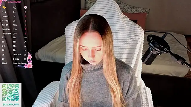 HollisBeckett online show from 17, 2, 2026