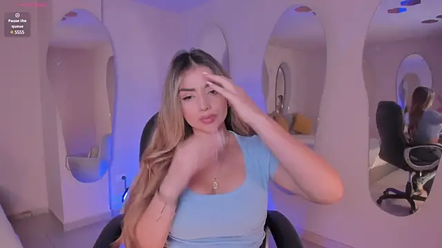 ChloePreston  online show from 5, 3, 2025