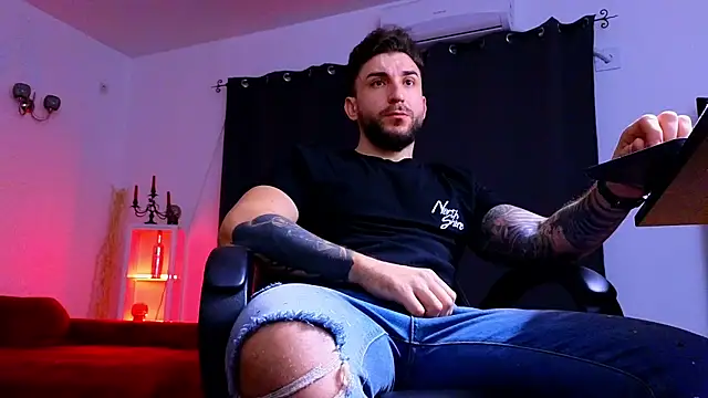 MightyAaron66 online show from 1, 12, 2025