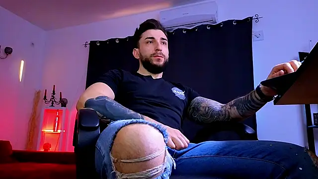 MightyAaron66 online show from 10, 3, 2026