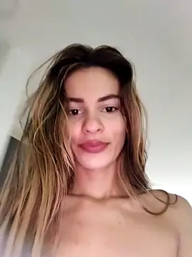 Snapshot of cuteluci_ chatting on 9, 2, 2025 cuteluci online show from 9, 2, 2025