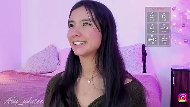 AbyWhitee online show from 15, 12, 2024