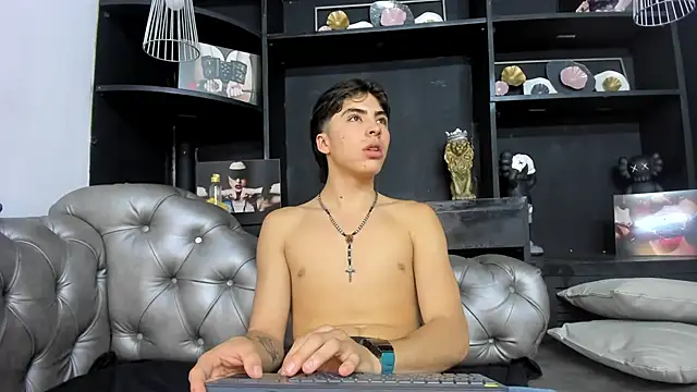 HeellBoy  online show from 28, 10, 2025