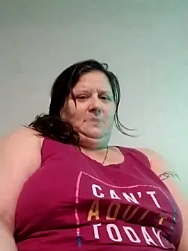 Snapshot of staceysmomfow chatting on 2, 2, 2025 staceysmomfow online show from 2, 2, 2025