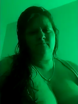 Snapshot of staceysmomfow chatting on 5, 2, 2025 staceysmomfow online show from 5, 2, 2025