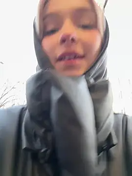 Baby Tiny online show from 26, 1, 2025