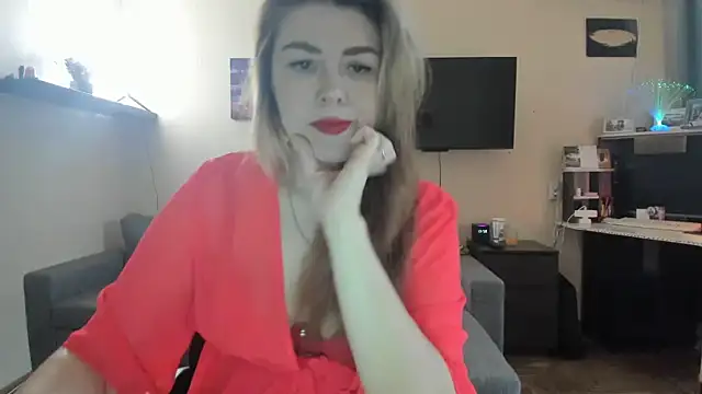 Snapshot of SofiaBells chatting on 14, 11, 2025 SofiaBells online show from 14, 11, 2025