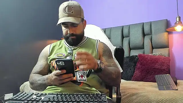 Lyon vach online show from 10, 9, 2025