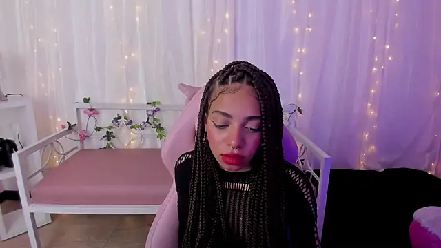 Abigail Wilson  online show from 19, 2, 2025