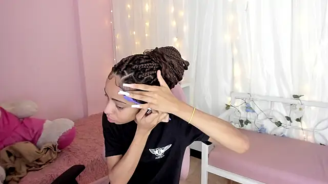 Abigail Wilson  online show from 15, 3, 2025