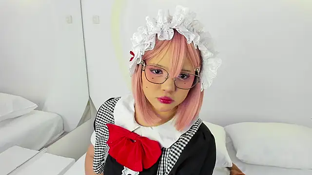 Snapshot of NanaOsaky chatting on 6, 2, 2025 NanaOsaky online show from 6, 2, 2025