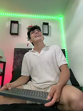 Snapshot of nolan_twink1 chatting on 14, 1, 2026 nolan twink1 online show from 14, 1, 2026