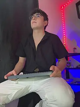 Snapshot of nolan_twink1 chatting on 15, 1, 2026 nolan twink1 online show from 15, 1, 2026