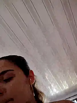 LaurenWelly  online show from 20, 2, 2025