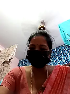 Snapshot of Tamil_sreelekha chatting on 6, 11, 2025 Tamil sreelekha online show from 6, 11, 2025