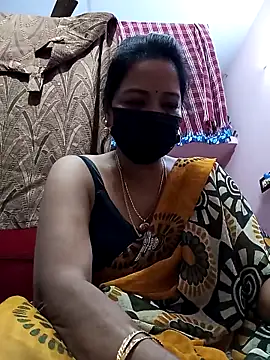 Snapshot of Tamil_sreelekha chatting on 17, 12, 2025 Tamil sreelekha online show from 17, 12, 2025