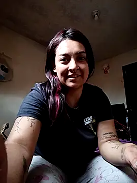 CORALINE GREYM online show from 24, 9, 2025