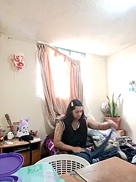 CORALINE GREYM online show from 29, 9, 2025