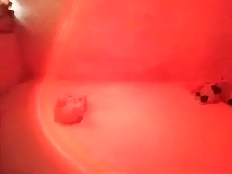 CORALINE GREYM online show from 5, 12, 2025