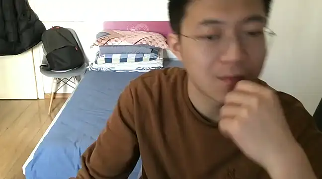 wang930115 online show from 28, 2, 2025