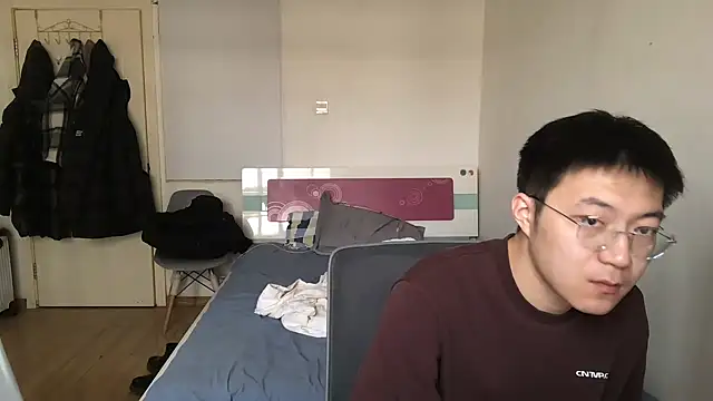 wang930115 online show from 10, 3, 2025