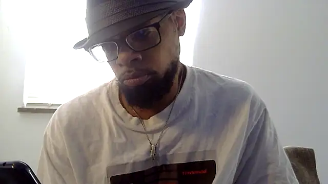 Snapshot of WhiskeyWood_DuhGOD chatting on 9, 10, 2025 WhiskeyWood DuhGOD online show from 9, 10, 2025