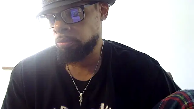 Snapshot of WhiskeyWood_DuhGOD chatting on 17, 10, 2025 WhiskeyWood DuhGOD online show from 17, 10, 2025