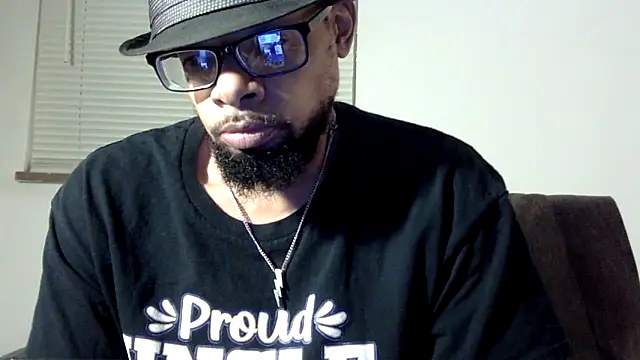 Snapshot of WhiskeyWood_DuhGOD chatting on 20, 10, 2025 WhiskeyWood DuhGOD online show from 20, 10, 2025