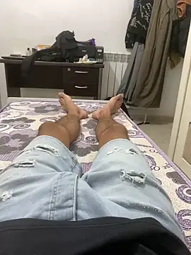 Snapshot of alex-riadh chatting on 27, 9, 2025 alex-riadh online show from 27, 9, 2025