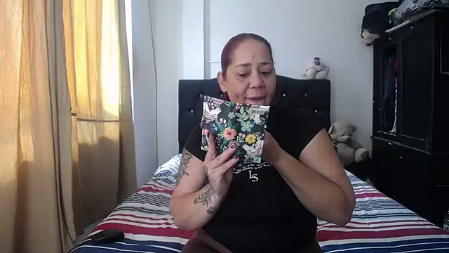 merryymaturee  online show from 5, 3, 2025